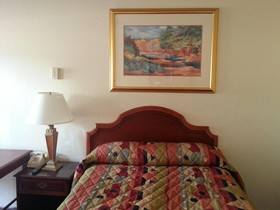Downtowner Motel