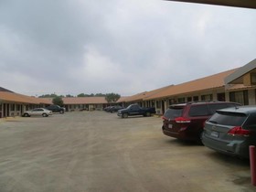 Pleasanton Executive Inn