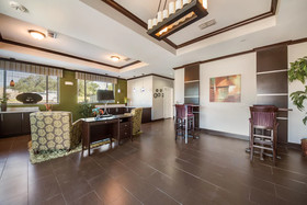 Studio 6 Pleasanton Tx