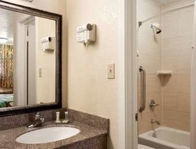 Super 8 by Wyndham Pleasanton