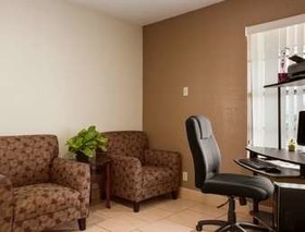 Super 8 by Wyndham Pleasanton