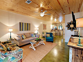 702 The Commons - Casa Du Miel Townhouse