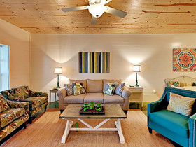 702 The Commons - Casa Du Miel Townhouse