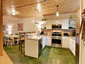 702 The Commons - Casa Du Miel Townhouse