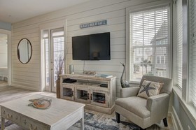 Cinnamon Shore