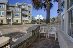 Cinnamon Shore