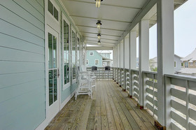 Cinnamon Shore