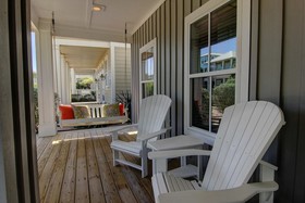 Cinnamon Shore