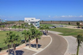 Cinnamon Shore