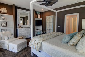 Cinnamon Shore