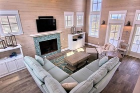 Cinnamon Shore