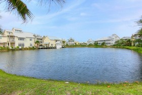 Cinnamon Shore