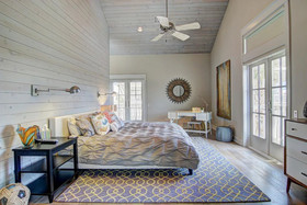 Cinnamon Shore