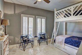 Cinnamon Shore