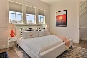Cinnamon Shore
