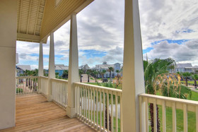 Cinnamon Shore