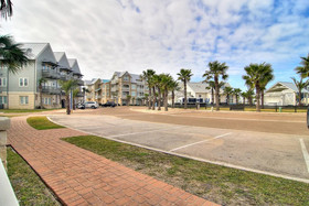 Cinnamon Shore