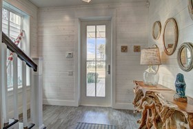 Cinnamon Shore