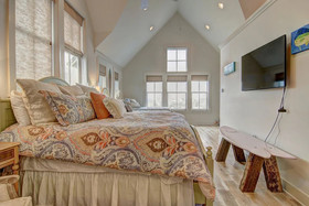 Cinnamon Shore