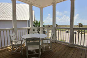 Cinnamon Shore