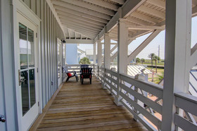 Cinnamon Shore