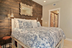 Cinnamon Shore