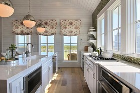Cinnamon Shore