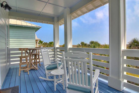 Cinnamon Shore