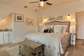 Cinnamon Shore