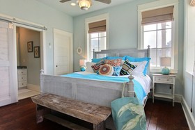 Cinnamon Shore