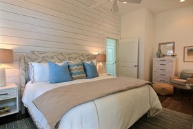 Cinnamon Shore