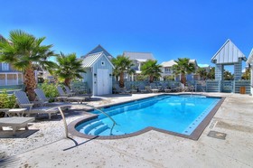 Cinnamon Shore