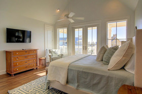 Cinnamon Shore