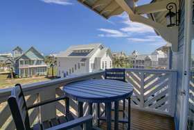 Cinnamon Shore