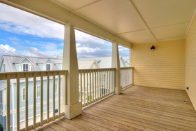 Cinnamon Shore