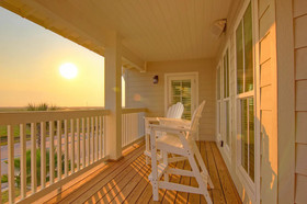 Cinnamon Shore