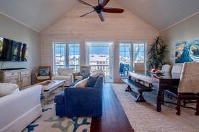 Cinnamon Shore