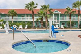 Days Inn by Wyndham Port Aransas TX