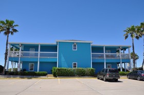 Plantation Suites and Conference Center