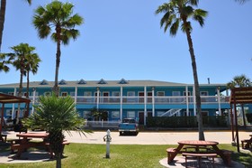 Plantation Suites and Conference Center