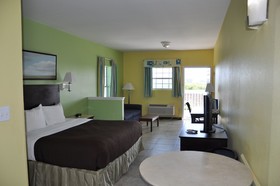 Plantation Suites and Conference Center