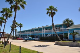 Plantation Suites and Conference Center