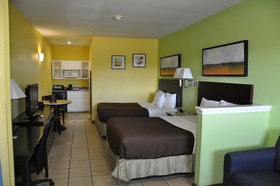 Plantation Suites and Conference Center