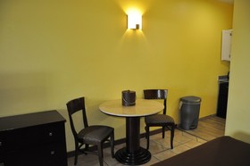 Plantation Suites and Conference Center