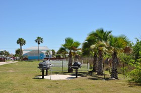Plantation Suites and Conference Center