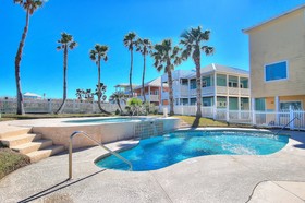 Royal Sands