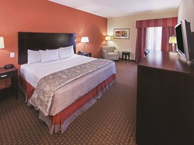 La Quinta Inn & Suites by Wyndham Port Arthur