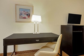La Quinta Inn & Suites by Wyndham Port Arthur