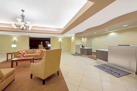 La Quinta Inn & Suites by Wyndham Port Arthur