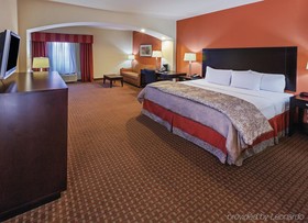 La Quinta Inn & Suites by Wyndham Port Arthur